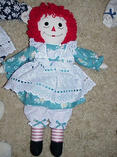 Available Outfit 25in Ann/Andy